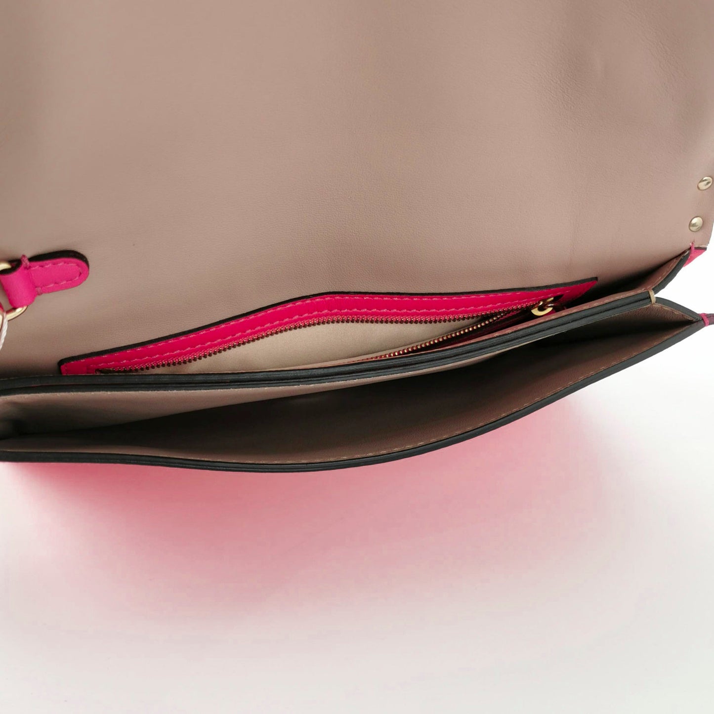 Valentino Garavani Fuchsia Fluo Nappa Rockstud Wristlet Clutch Pink