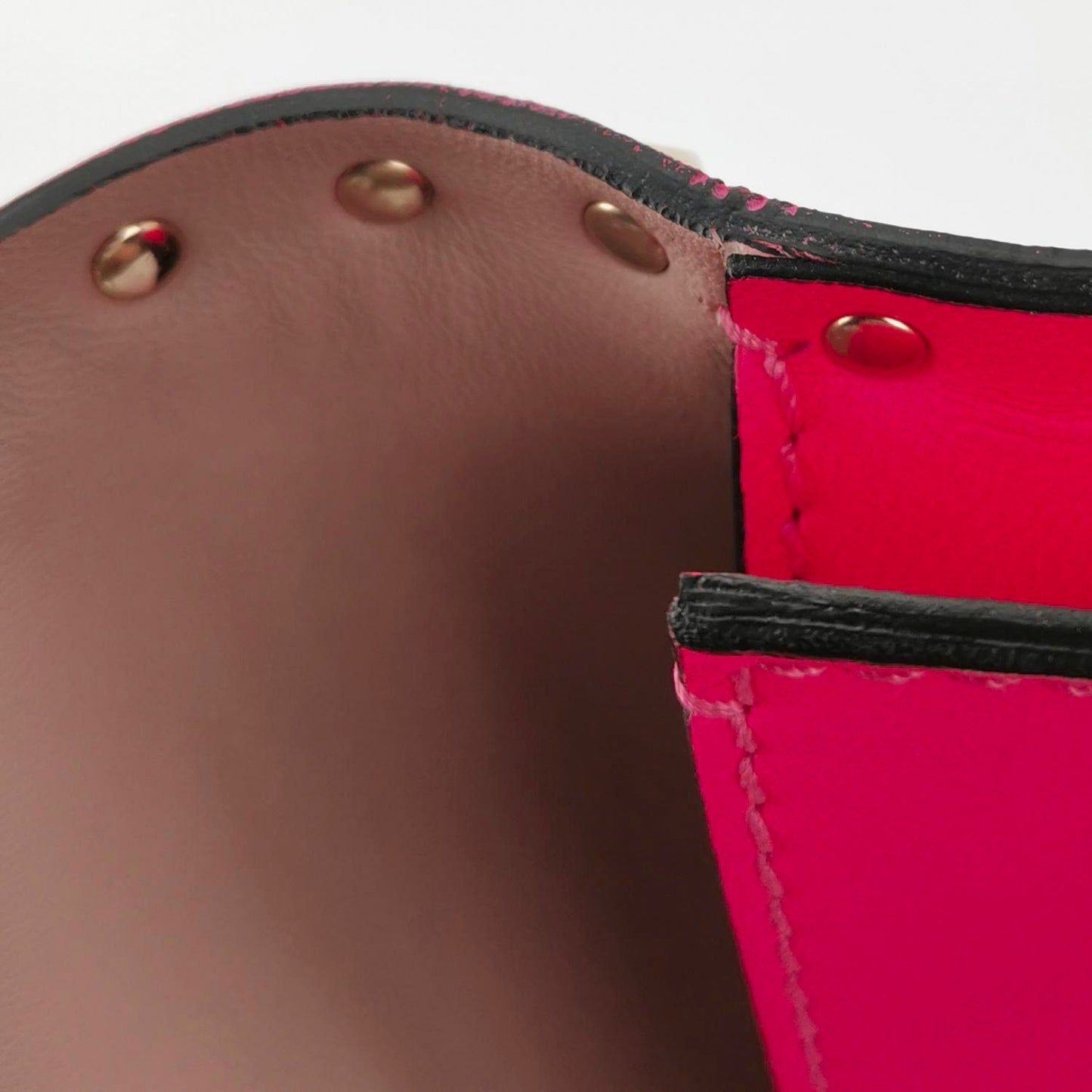 Valentino Garavani Fuchsia Fluo Nappa Rockstud Wristlet Clutch Pink