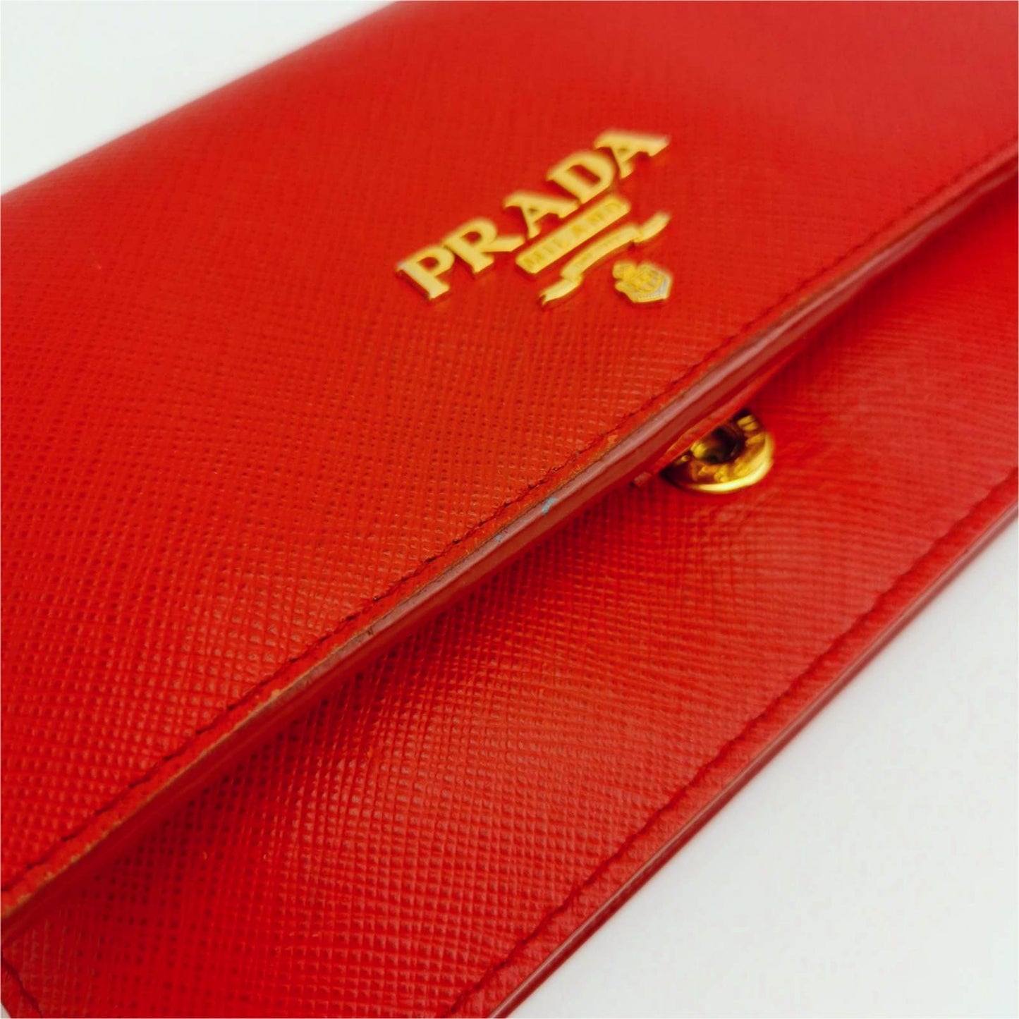 PRADA Vitello Move Clutch with Chain Strap