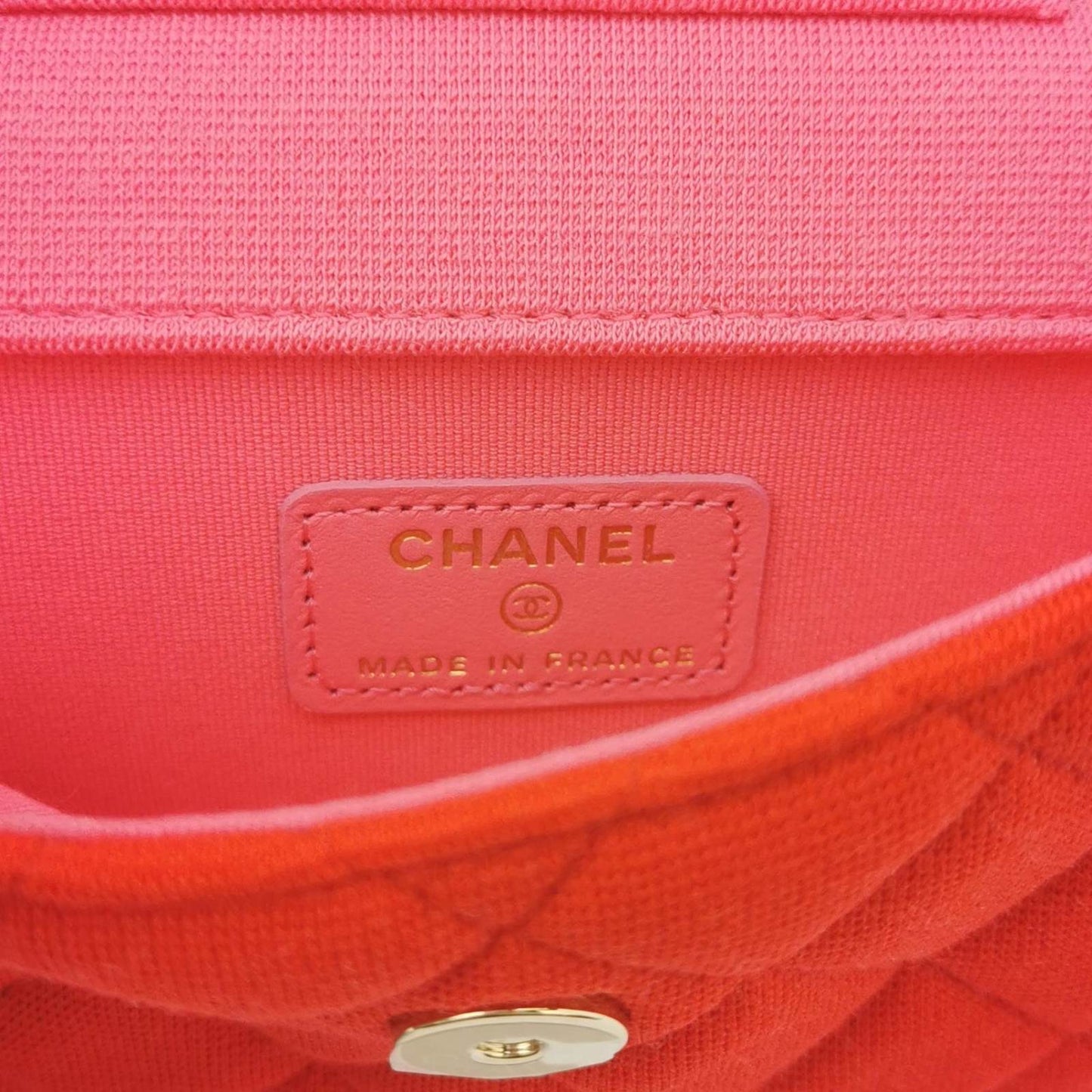 CHANEL Red CC Logo Chain Crossbody