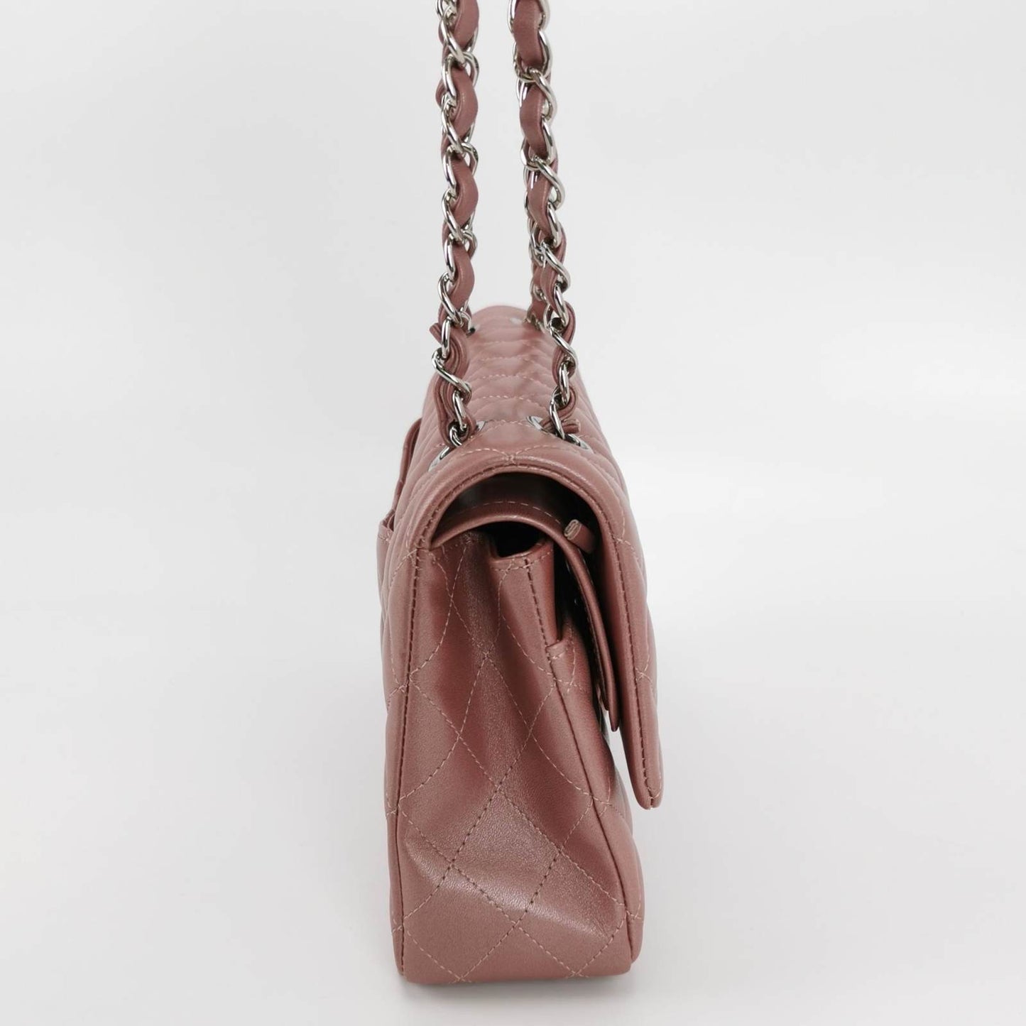 CHANEL Classic Medium Double Flap Iridescent Mauve Lambskin with silver hardware