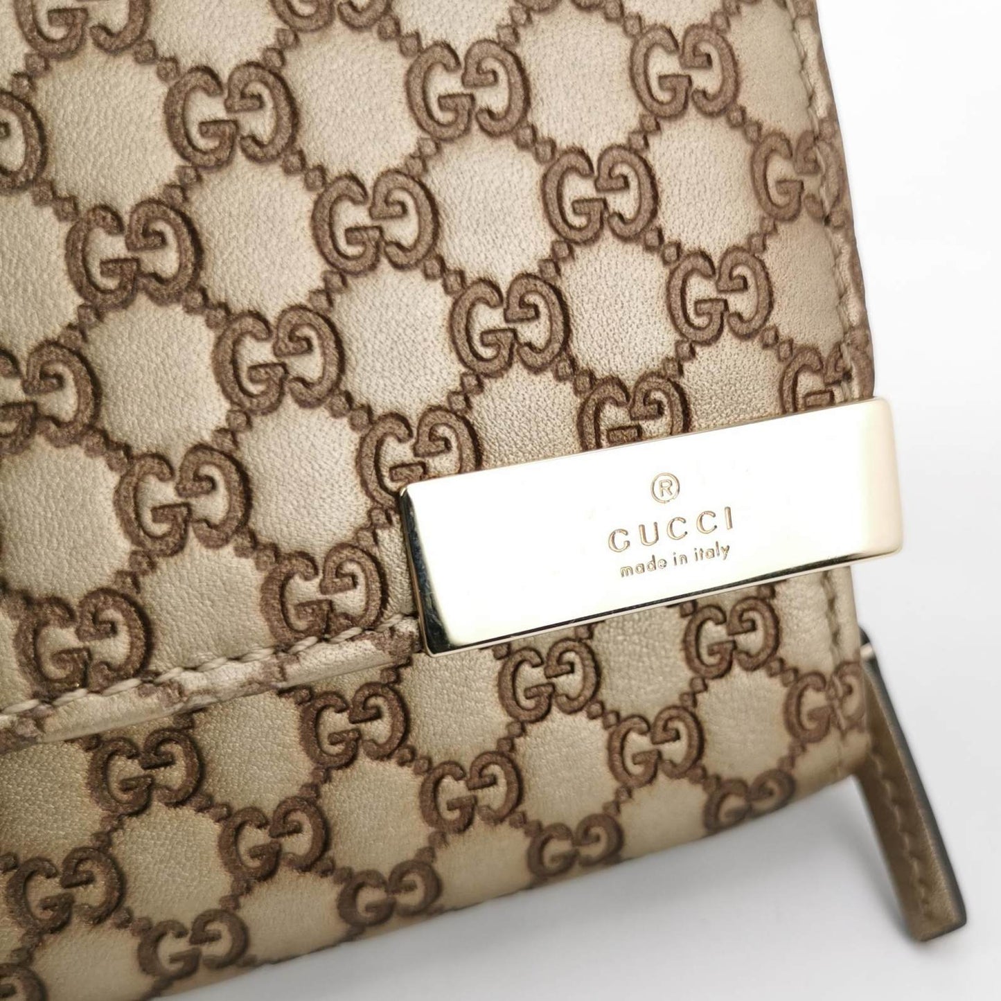 Gucci Microguccissima Leather Wallet On Chain