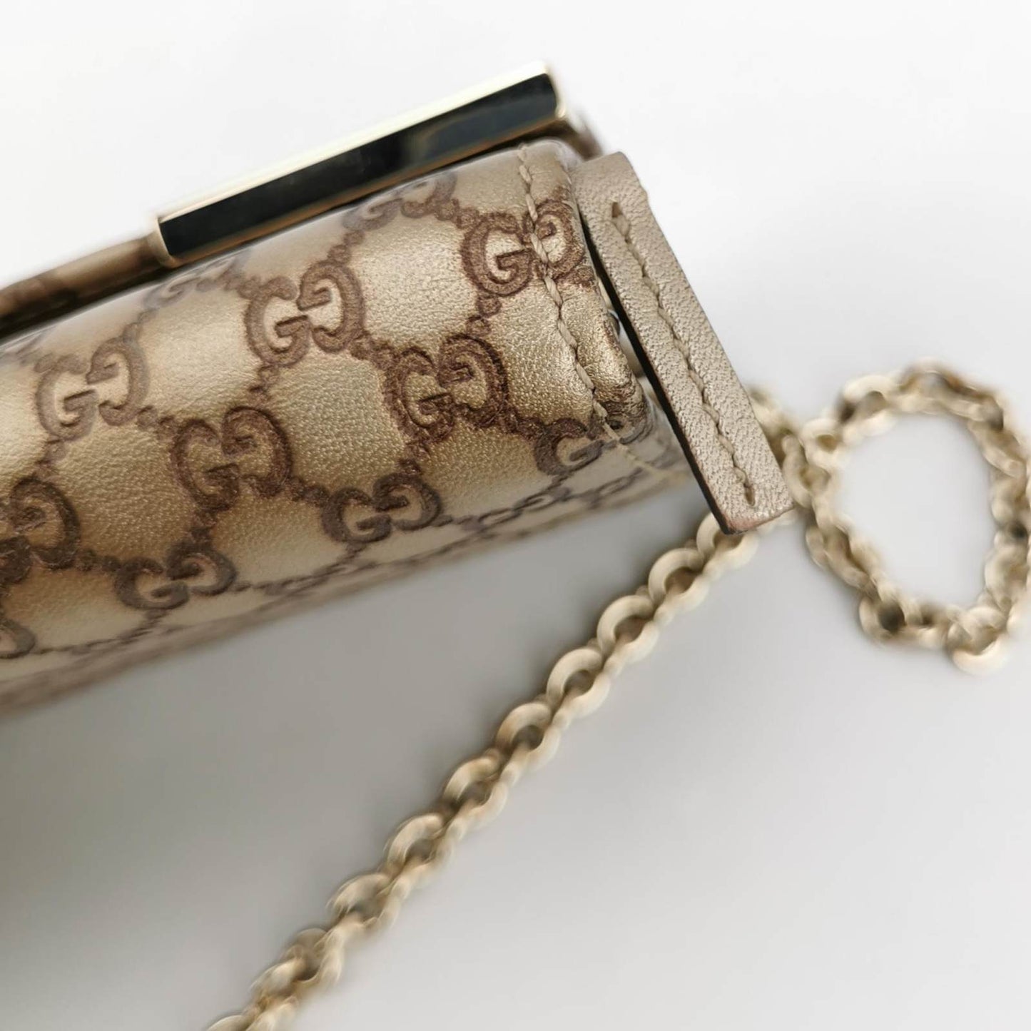 Gucci Microguccissima Leather Wallet On Chain