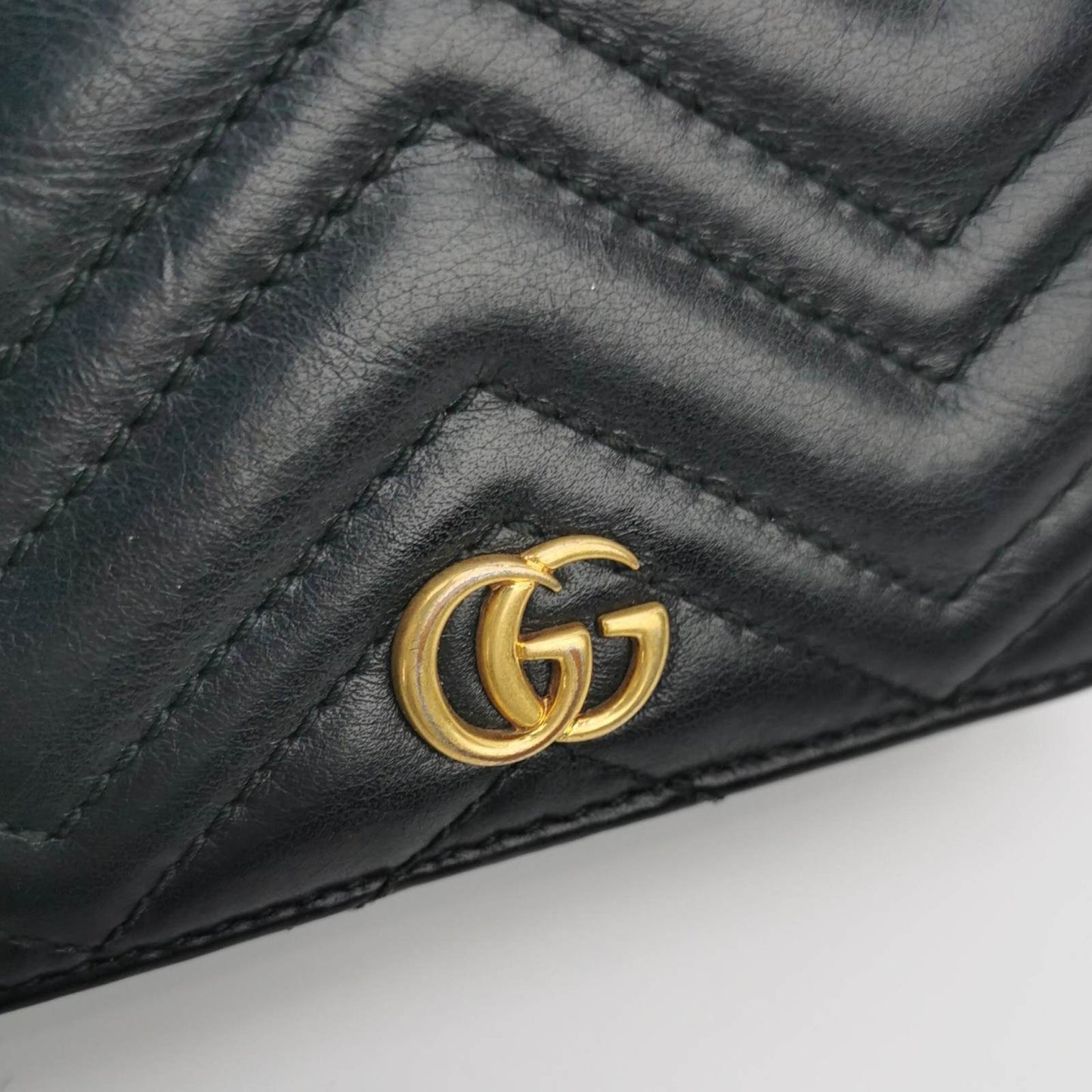 Gucci Women GG Marmont Quilted Leather Wallet